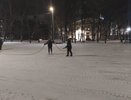 В парке имени Гагарина в Кирове заливают каток