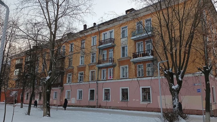 В Кирове квартира дома на Октябрьском проспекте может провалиться в подвал
