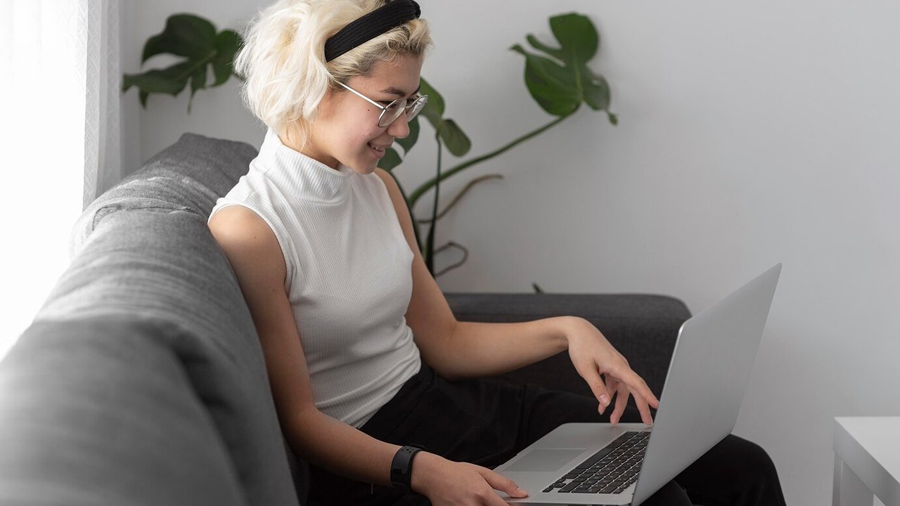 Главная картинка новости: Кировчане стали активнее интересоваться услугами онлайн-психологов