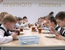 Кировские власти назвали причину массовой госпитализации школьников после обеда в столовой