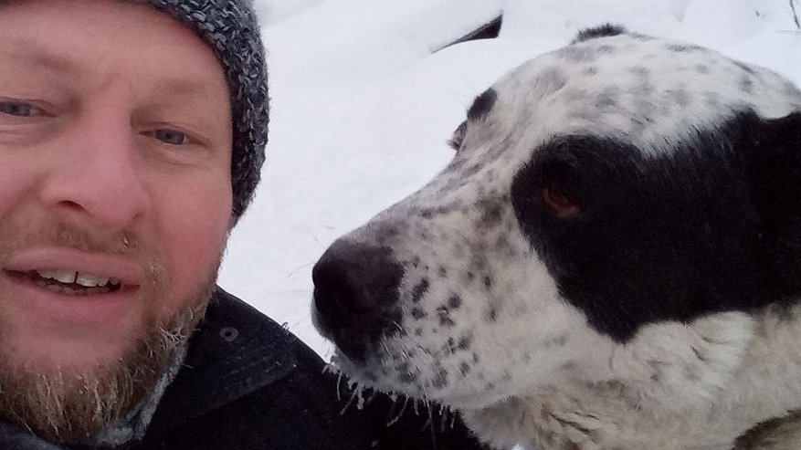 Глава администрации Кирова приютил пса, который остался без хозяина
