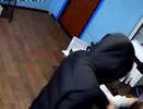 Рецидивист из Кирова пришел в офис микрозаймов, чтобы украсть деньги, и избил работницу