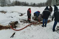 В Нововятске при уборке снега повредили теплосеть: аварию устранили