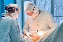 Кировские врачи вылечили мужчину с травмами грудной клетки, переломами ребер и ушибом сердца
