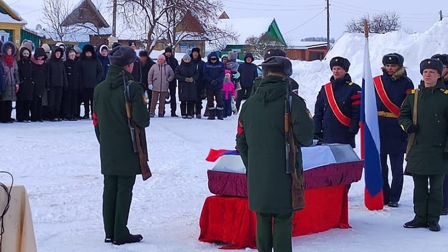 "Был настоящим защитником Родины": жизнь еще одного солдата из Кировской области трагически оборвалась в зоне СВО