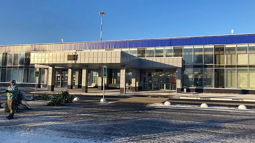 "Непозволительная роскошь": губернатор Кировской области отменил ремонт дороги на аэропорт Победилово