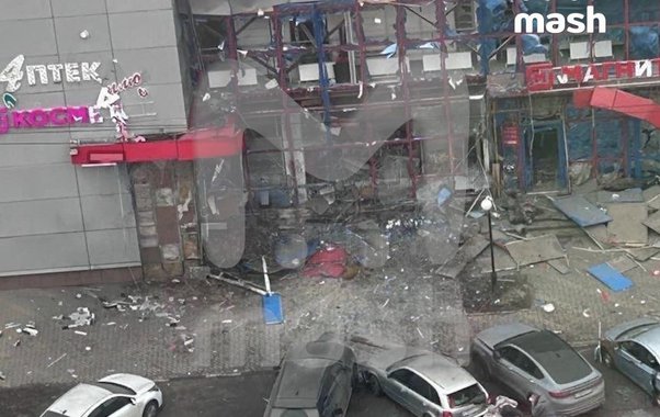 В торговый центр и школу в Белгороде попали ракеты ВСУ