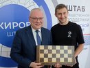 Гроссмейстер Сергей Карякин открыл в Кирове шахматный клуб имени себя