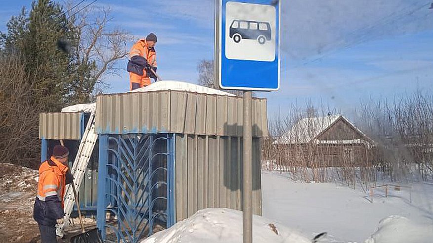 300 единиц техники вышли 29 февраля на дороги Кировской области для уборки снега