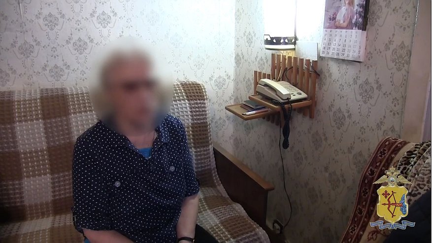 В Зуевке 85-летняя пенсионерка во второй раз помогла полицейским поймать мошенника