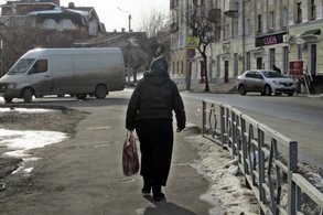 В Кировской области задержали "целительницу", которая развела пенсионерку на деньги и украшения