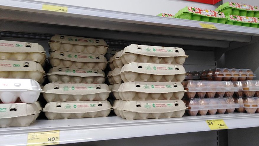 ФАС заявила о проверке торговых сетей из-за цен на яйца: какие магазины в списке