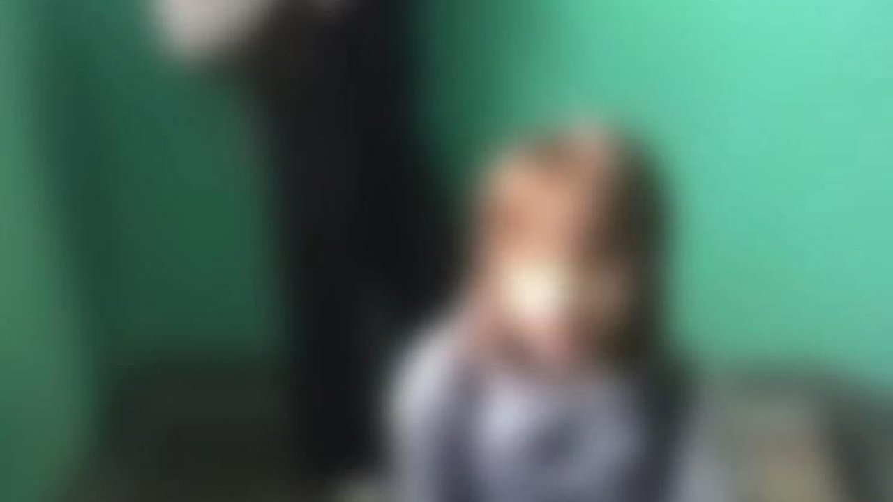 Главная картинка новости: Девочка, которую в школе №47 избили ногами по лицу, получила компенсацию