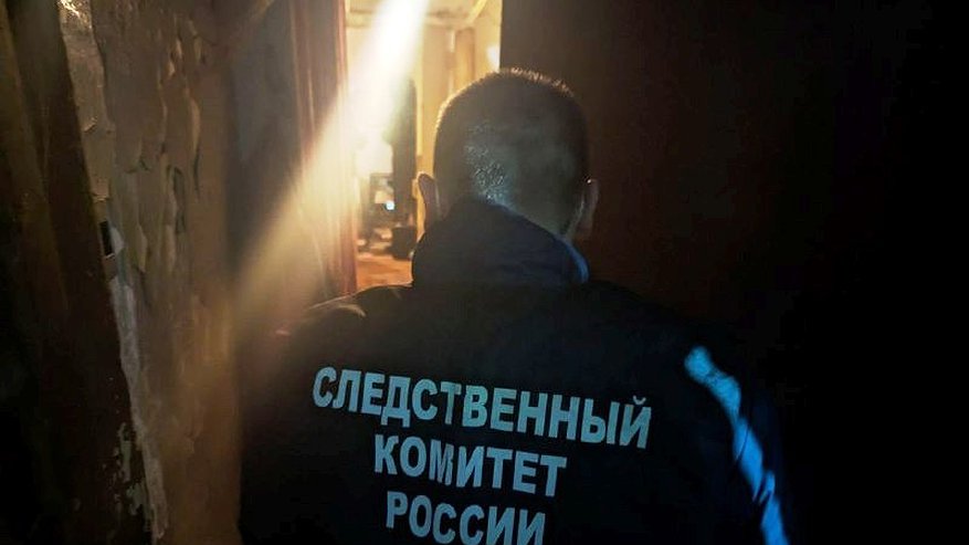 В подполье одного из домов Кирова нашли тела двух человек