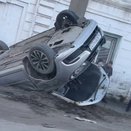 ДТП со смертельным исходом: в Кировской области легковушка вылетела с дороги и врезалась в столб