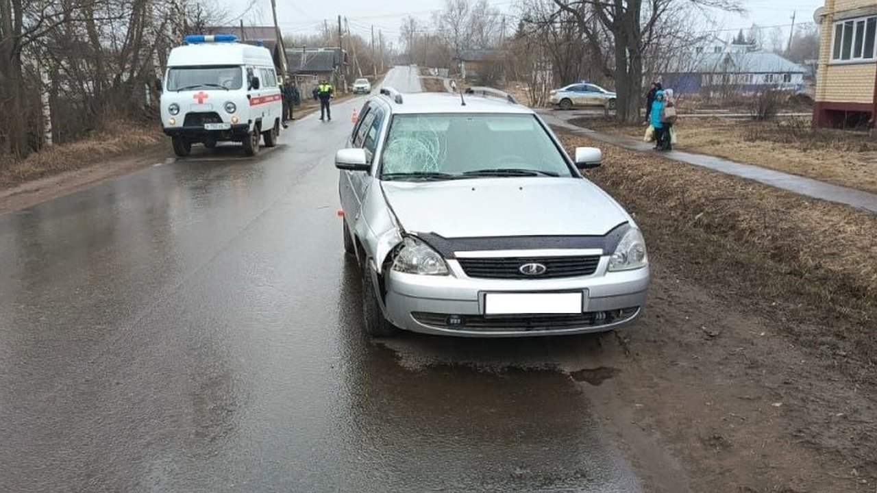 Главная картинка новости: Водитель «Приоры» насмерть сбил пенсионерку в Кировской области