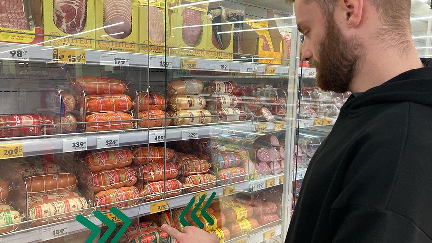 Только мясо - смело берите: россиянам назвали лучшие марки колбасы