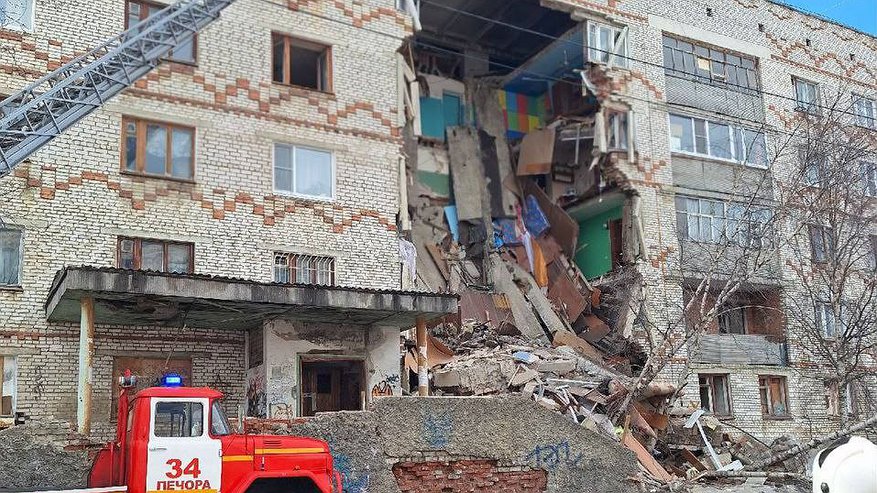 В Коми обрушилась часть жилого пятиэтажного дома
