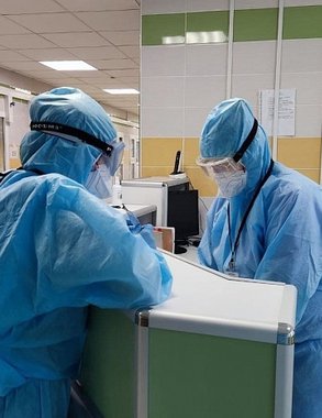 В России появился новый вариант коронавируса FLiRT