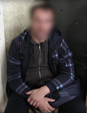 В Кирове прохожий избил мужчину, который ссорился со своей девушкой на улице