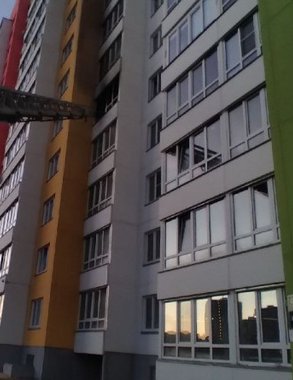 В Кирове загорелась квартира с пятью маленькими детьми
