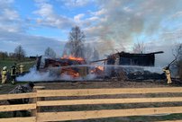 В Афанасьевском районе сгорел дом, в котором находилась 76-летняя женщина