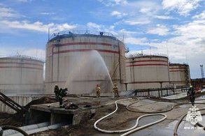 Пожар на нефтезаводе в Ухте: два человека погибли