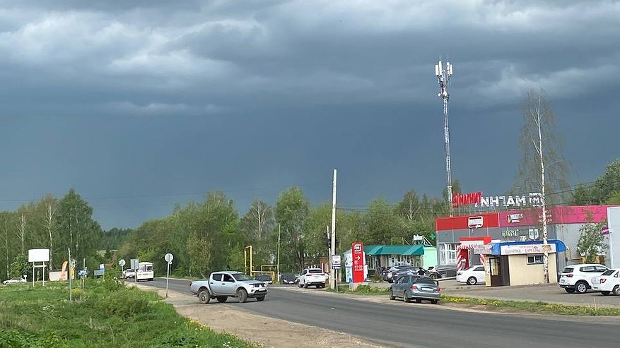 МЧС объявила метеопредупреждение в Кировской области из-за ливней и града