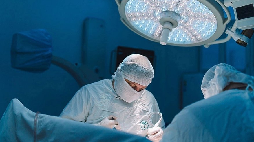 Кировские врачи спасли ребенка, у которого была сильно деформирована грудь