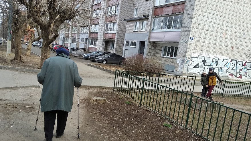 Россияне ликуют: пенсионный возраст могут снизить