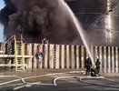После атаки дронов в Ростовской области вспыхнули резервуары с нефтепродуктами
