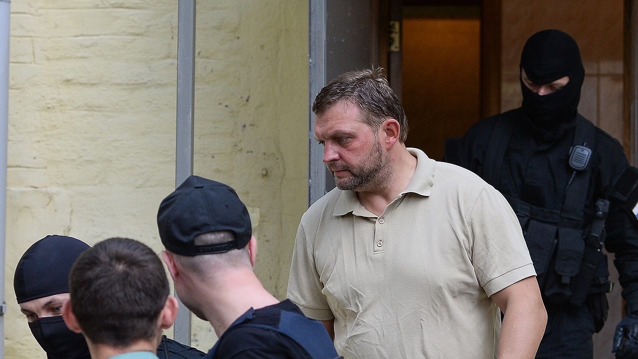 Главная картинка новости: Экс-губернатор Никита Белых вышел на свободу и написал обращение журналистам