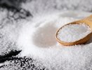 Посыпьте соль у порога и спите спокойно: старая хитрость актуальна и по сей день