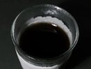 На ночь ставлю на кухне рюмку с вином — и живу без бед: эффект радует ежедневно