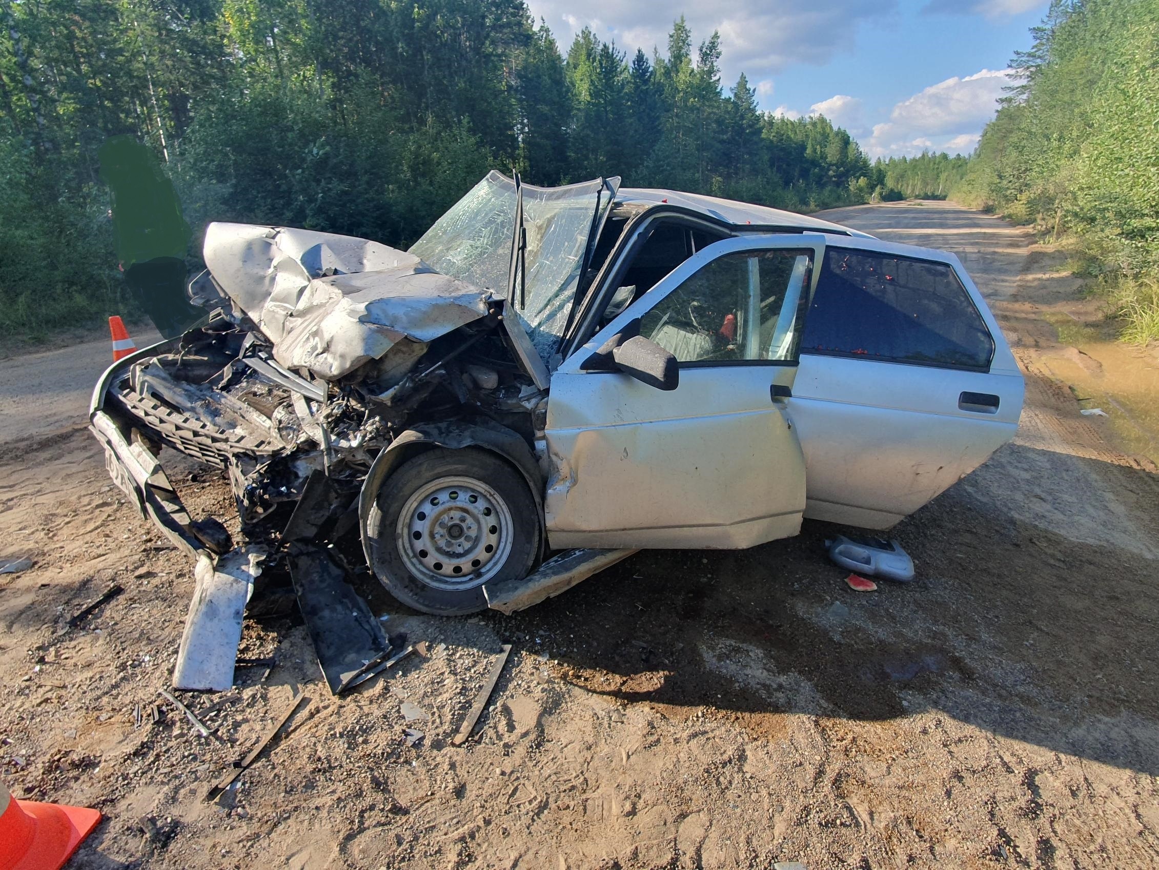 В Нагорском районе при столкновении автомобилей пострадали три молодых человека