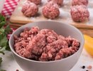 Секрет опытных поваров: добавляю в фарш 3 ложки этого — котлеты получаются нежными и сочными