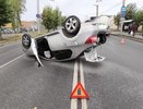 В Кирове из-за массового ДТП "Рено" опрокинулся на крышу