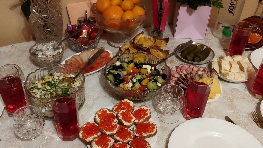 Главная картинка новости: В России назвали продукты, которые резко подорожают к Новому году