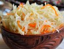 Как сделать квашеную капусту по-настоящему вкусной и хрустящей: три простых правила для каждой хозяйки