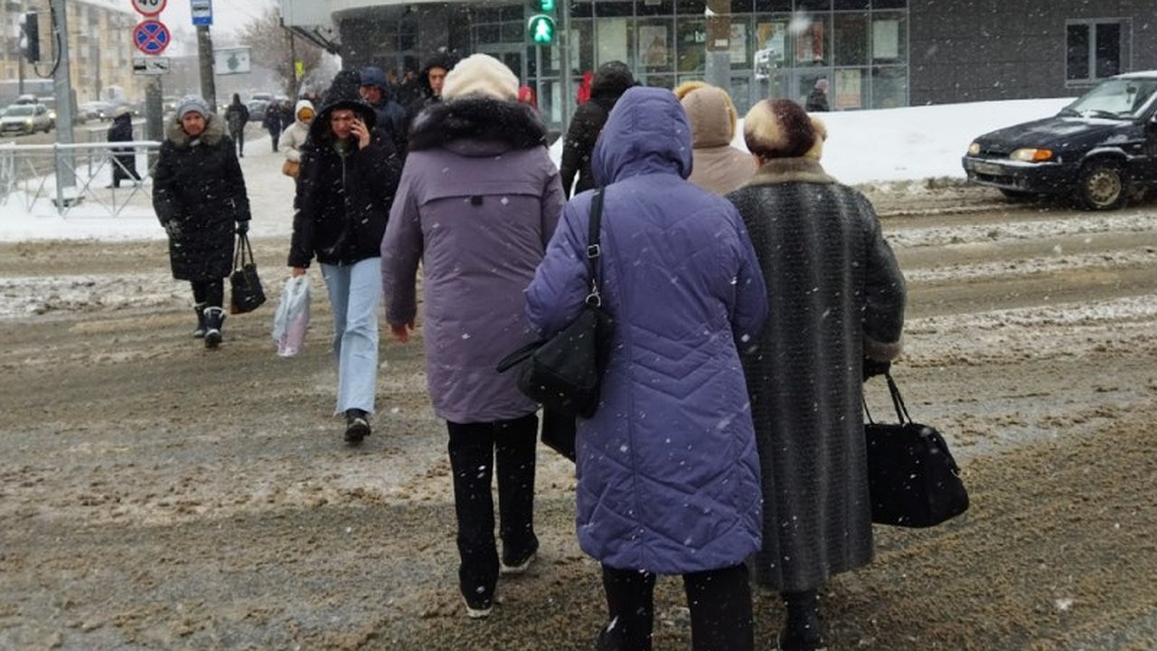 Главная картинка новости: Пенсионный возраст повысят на 3 года. Неприятный сюрприз ждет граждан к 1 декабря