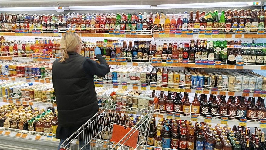 Главная картинка новости: В России после Нового года вырастут цены на алкоголь