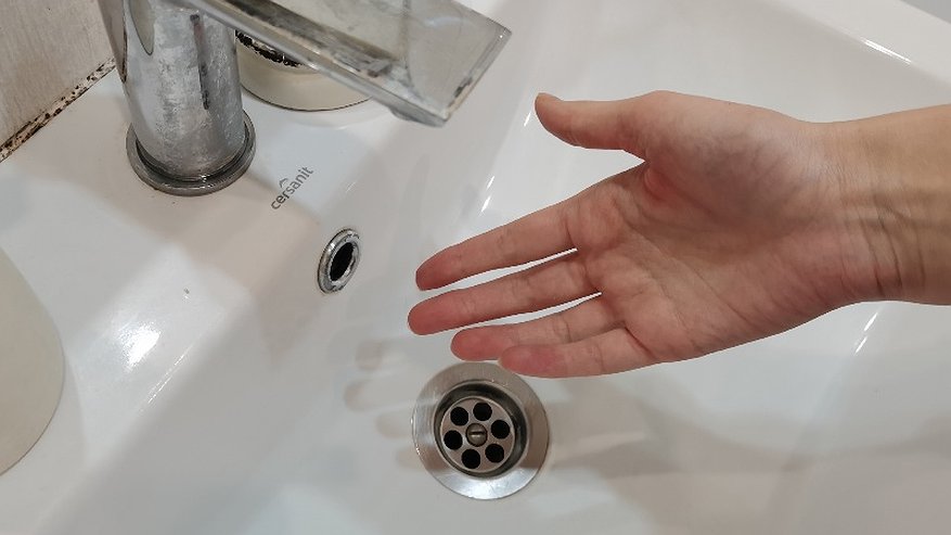 Главная картинка новости: Без света и воды: кому из кировчан отключат важные ресурсы в понедельник