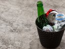 Приклейте прокладку к мусорному ведру: лишь единицы знают, как работает этот лайфхак