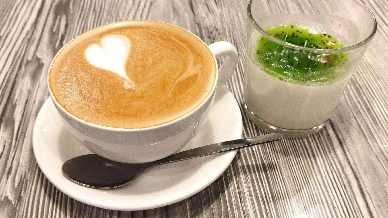 Главная картинка новости: Вреднее водки: ученые забраковали популярный среди россиян напиток – пьем его ежедневно