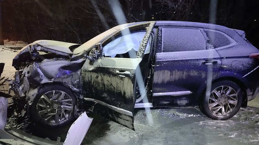 Главная картинка новости: На Слободском тракте произошло смертельное ДТП: погибла 38-летняя пассажирка