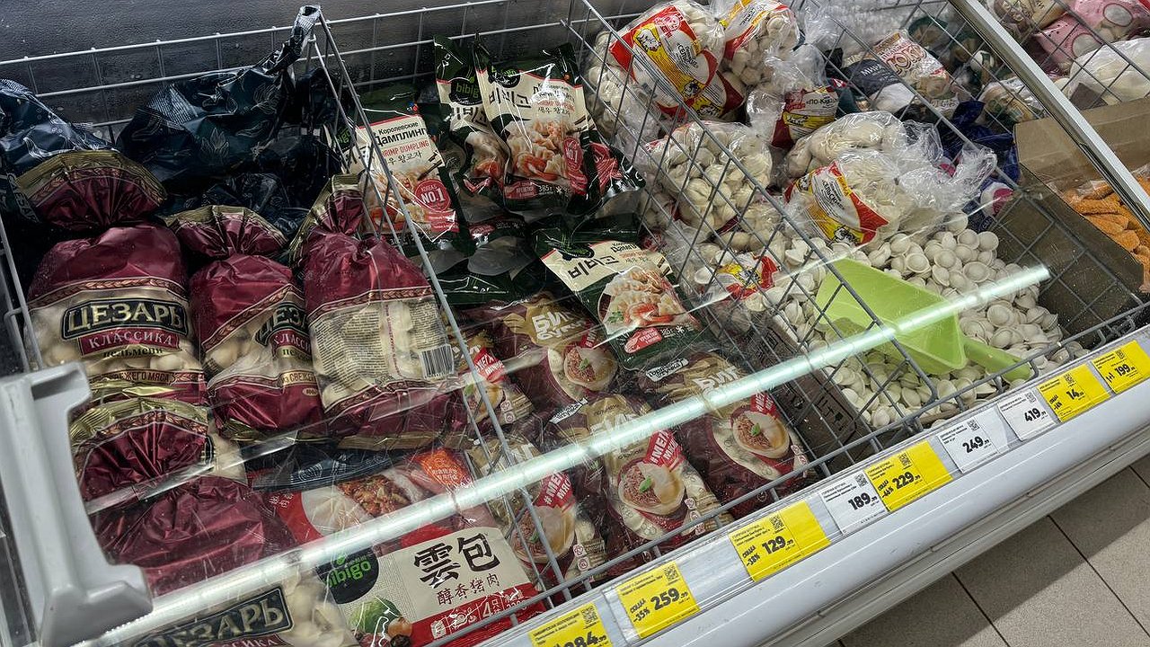 Главная картинка новости: Можно смело брать – внутри только чистое мясо: Роскачество назвало лучшие марки пельменей