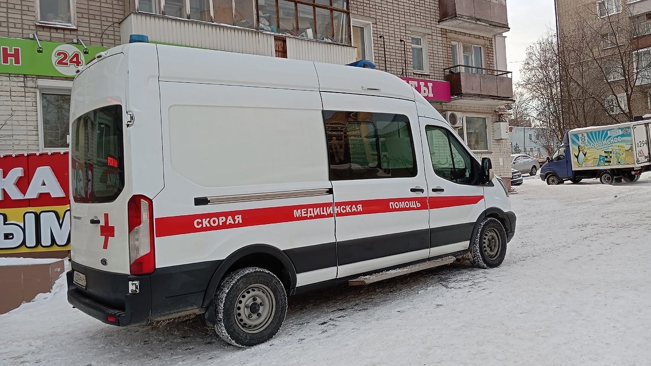 Главная картинка новости: В Немском районе 42-летний аппаратчик скончался на рабочем месте