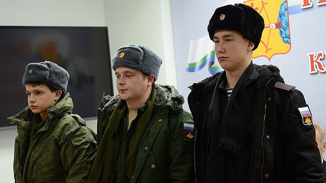 Главная картинка новости: В Кировской области начинается весенний призыв: известно, сколько человек отправят служить