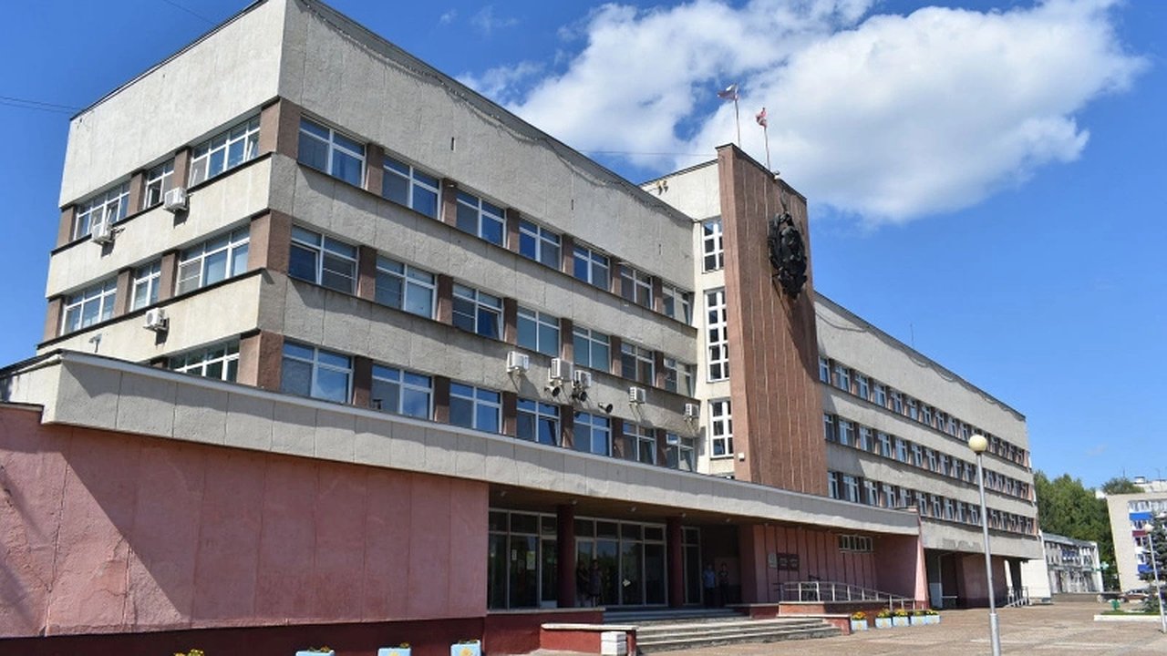 Главная картинка новости: Мониторинг ситуации с выбросом в Кирово-Чепецке продолжится до 20 часов 1 апреля