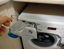 Теперь стираю куртки дома только так: поглядела в прачечной идеальный способ